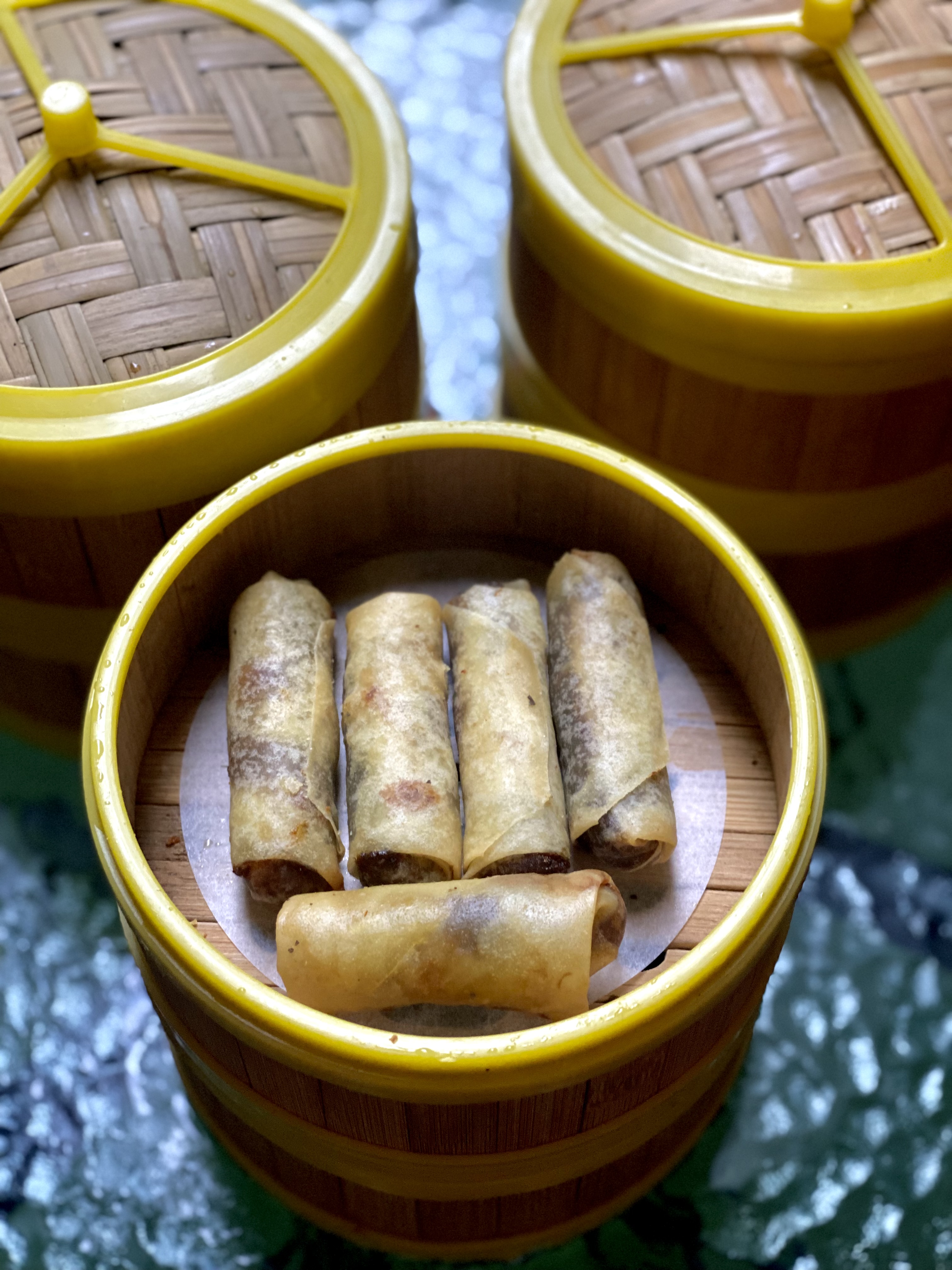 SPRING ROLL BBQ CHICKEN