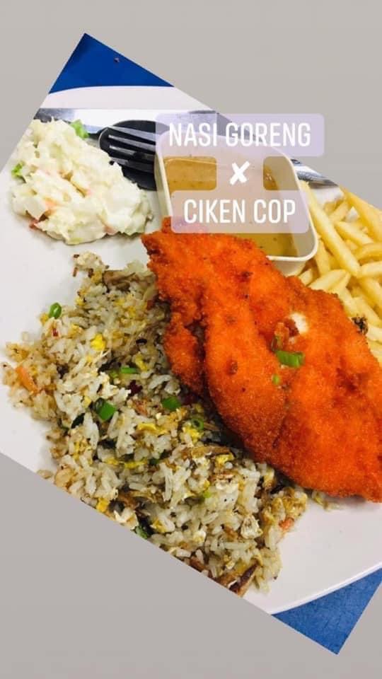 NASI GORENG CHICKEN CHOP