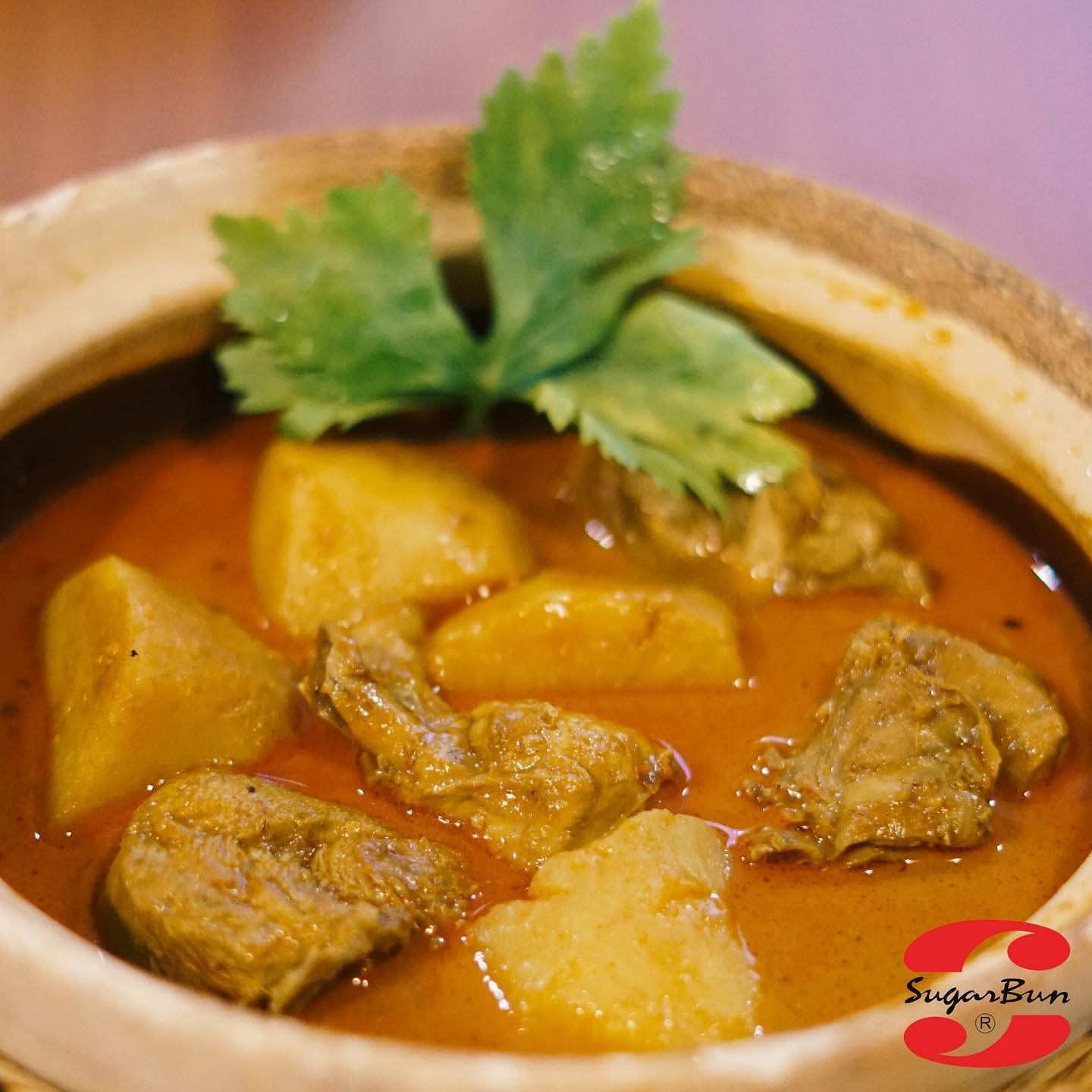 A4 | CHICKEN CURRY CLAYPOT