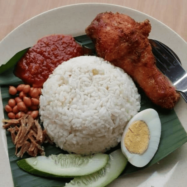 Nasi Lemak Ayam 