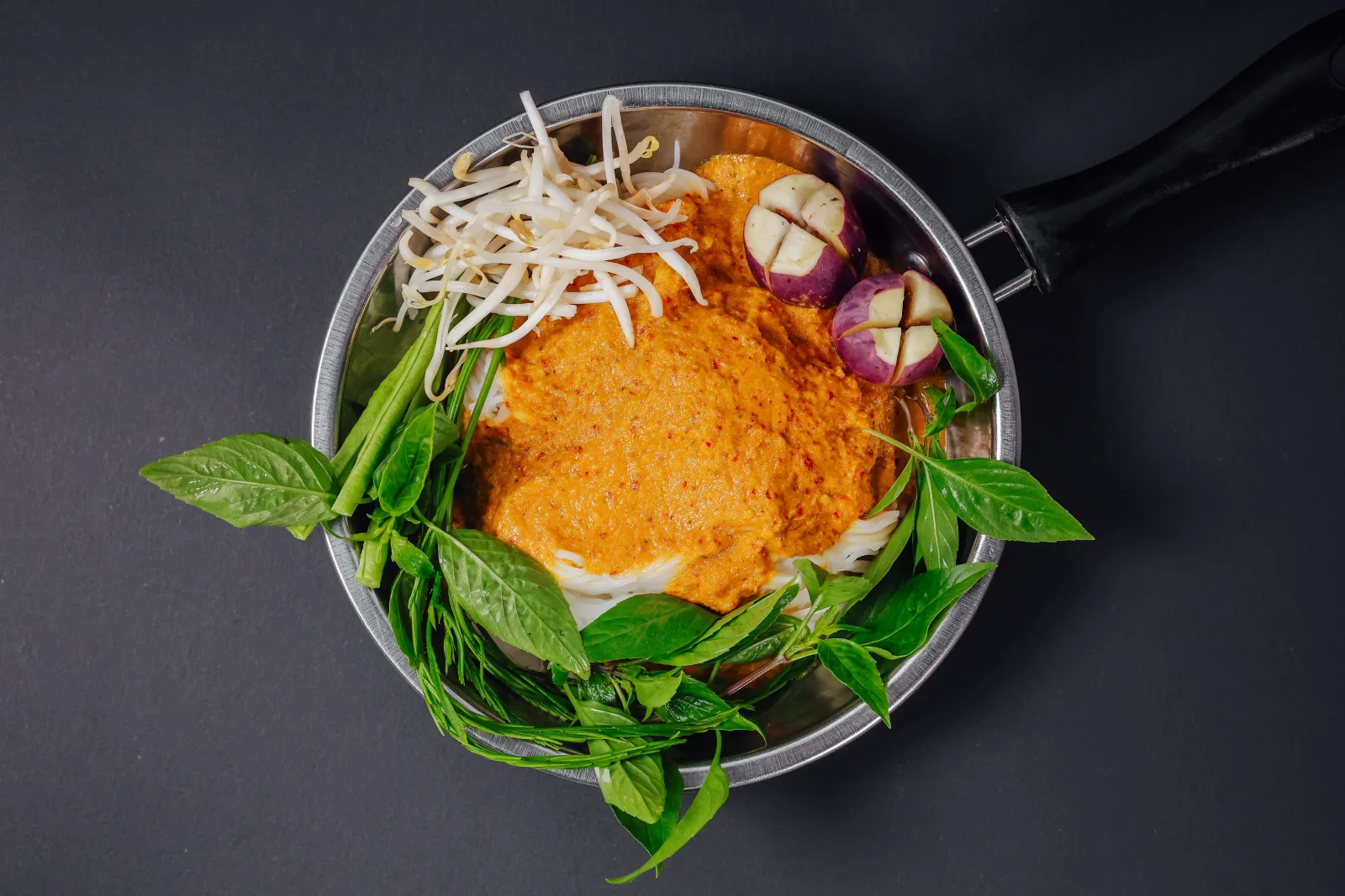 Laksa Nam Ya